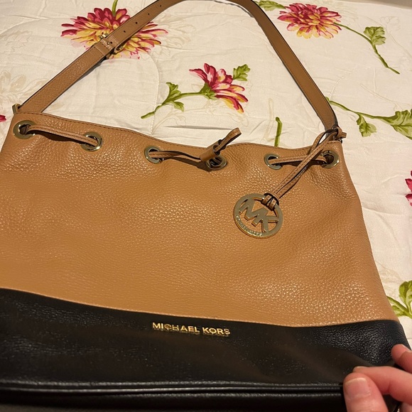 Michael Kors Handbags - Michael Kors Bag